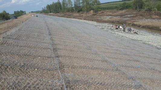 雷諾護(hù)墊施工中的組裝和應(yīng)用