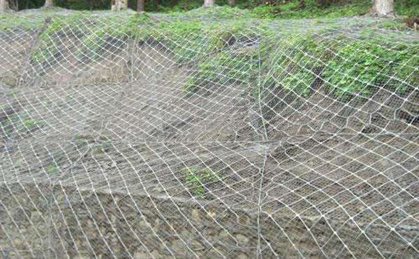 被動(dòng)落石防護(hù)網(wǎng)質(zhì)量的辨別方法